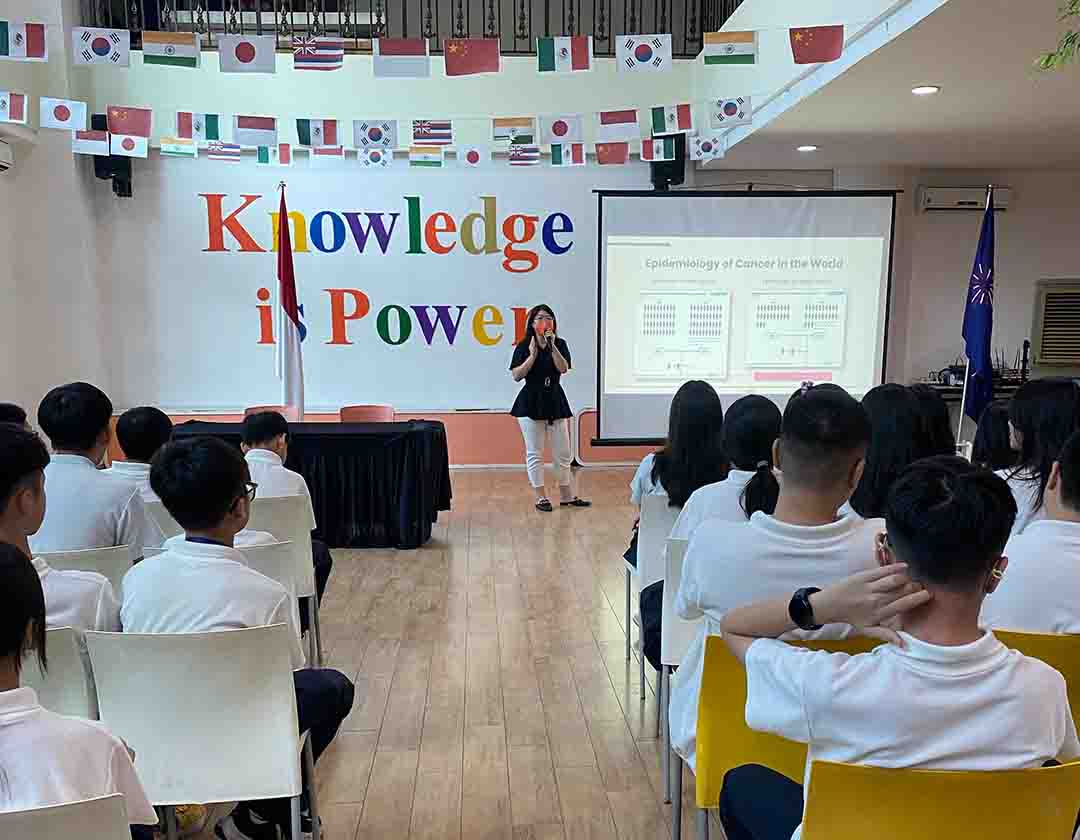 Seminar Edukasi Deteksi Kanker Sejak Dini SMA Sampoerna Academy Medan